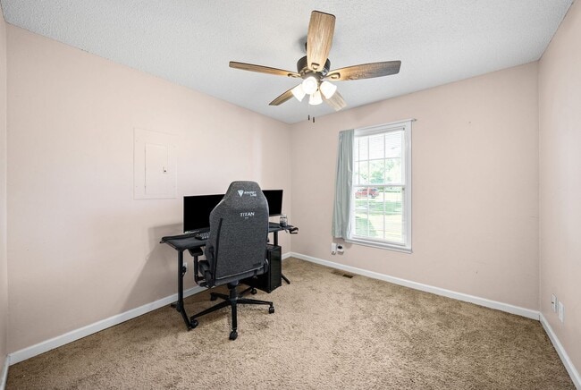 Building Photo - 750 Carmack Ct