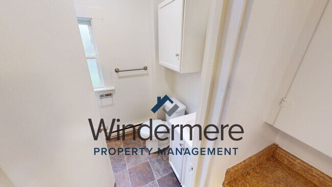 Building Photo - 948 S 3rd Ave