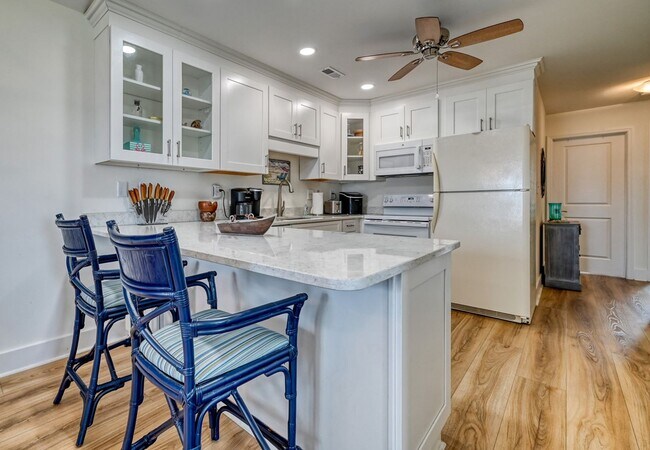 Building Photo - My Happy Place 2.0 @ 231 Port Dr