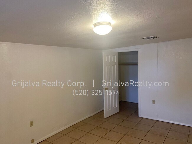 Building Photo - 2442 S Edmondson Ave