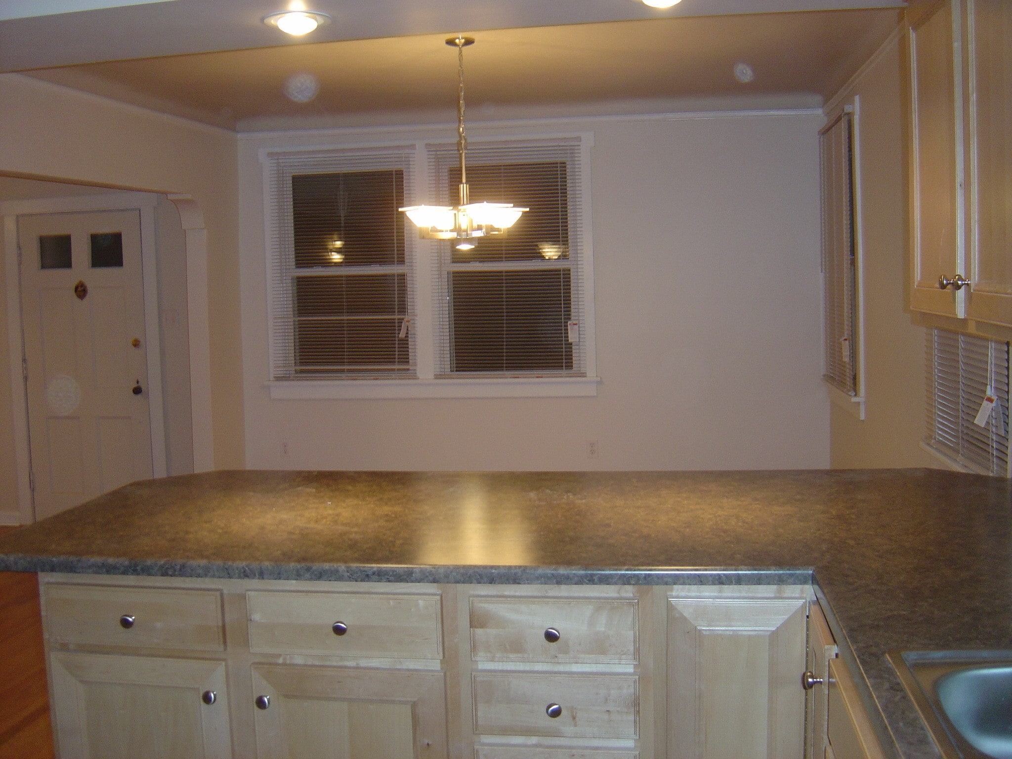 Building Photo - 3316 Robert St