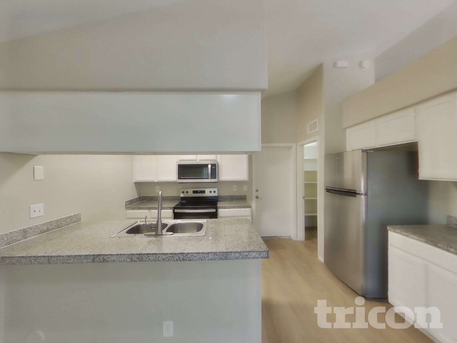 Building Photo - 7321 N 69th Ave