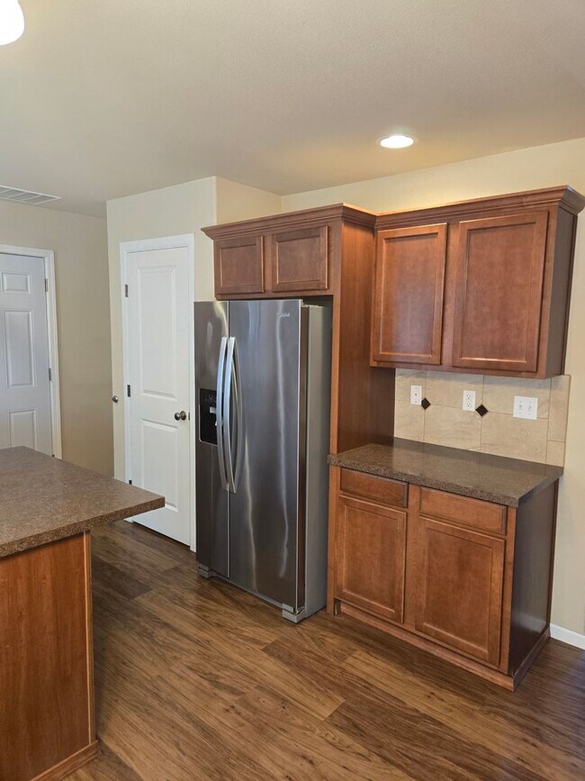 Building Photo - STATUS: HOLD- |R16| $2450