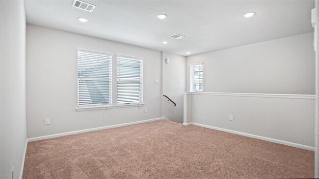 Building Photo - 16505 Opportunity Wy