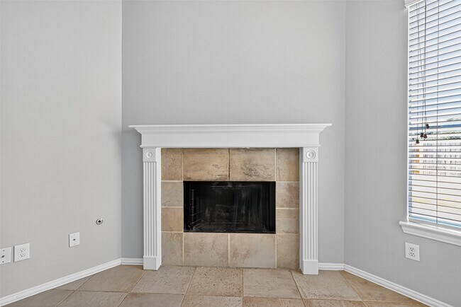 Building Photo - 4815 Claymill Ct