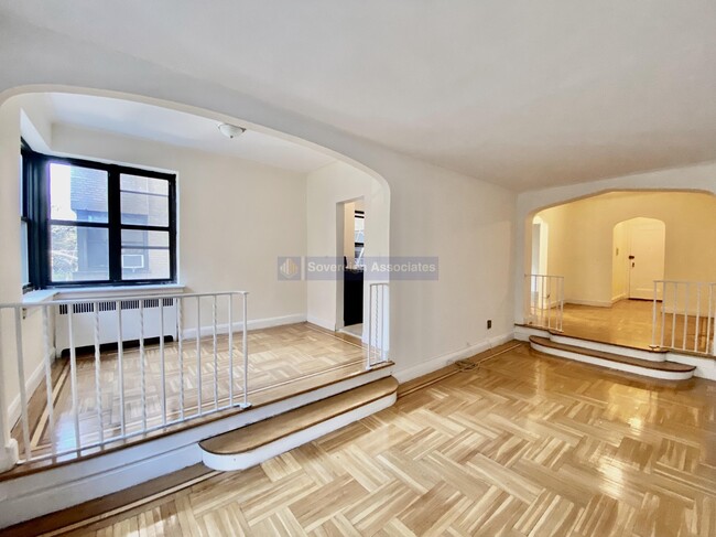 Building Photo - 105 Arden Street