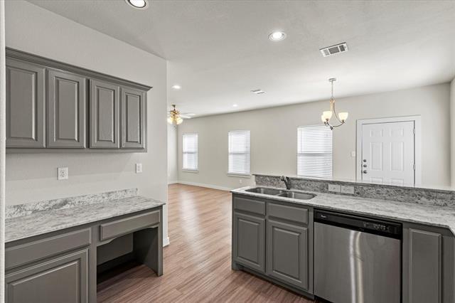 Building Photo - 9930 Ironhorse Dr