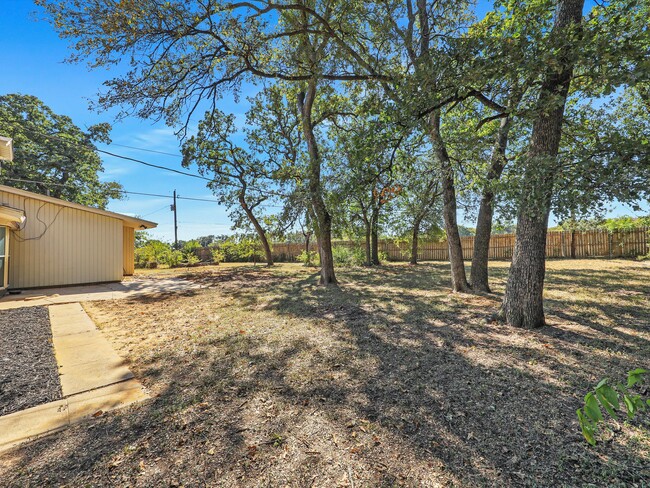 Building Photo - 4512-Burke-Fort-Worth