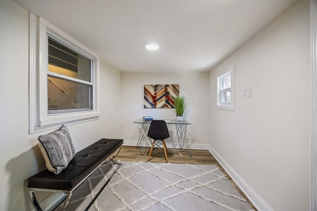 Building Photo - 4143 N Drake Ave