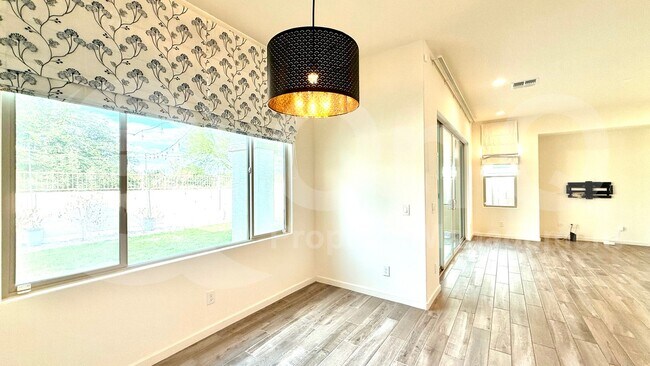 Building Photo - 21096 E Arroyo Verde Dr