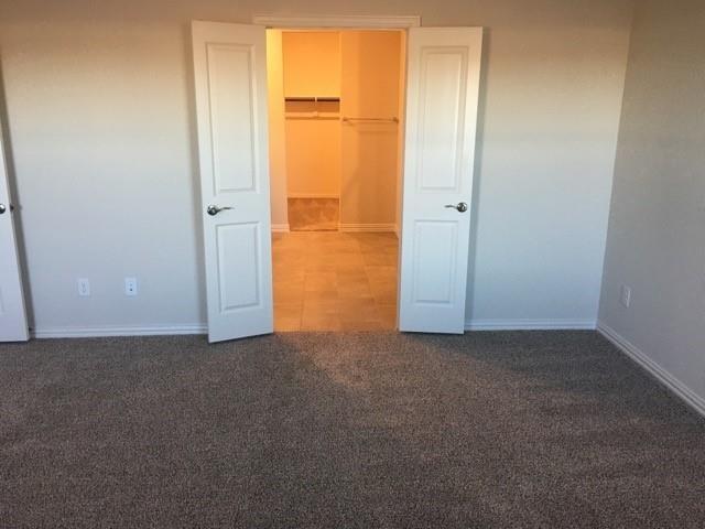 Building Photo - 10520 Katalpa Dr