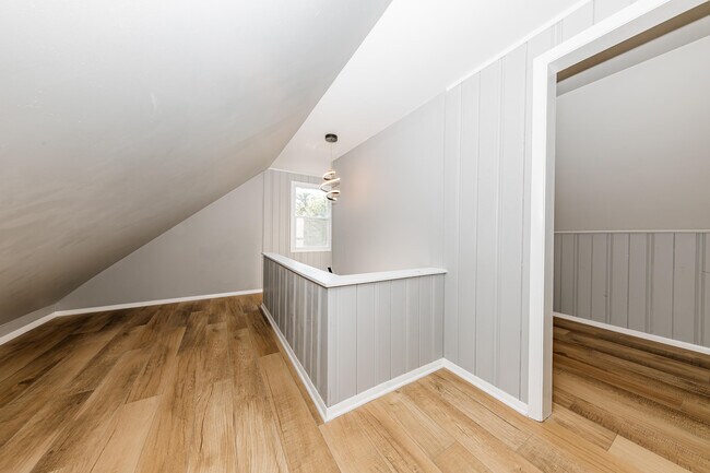 Building Photo - S76W19414 Prospect Dr