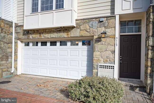 Building Photo - 5115 Grimm Dr