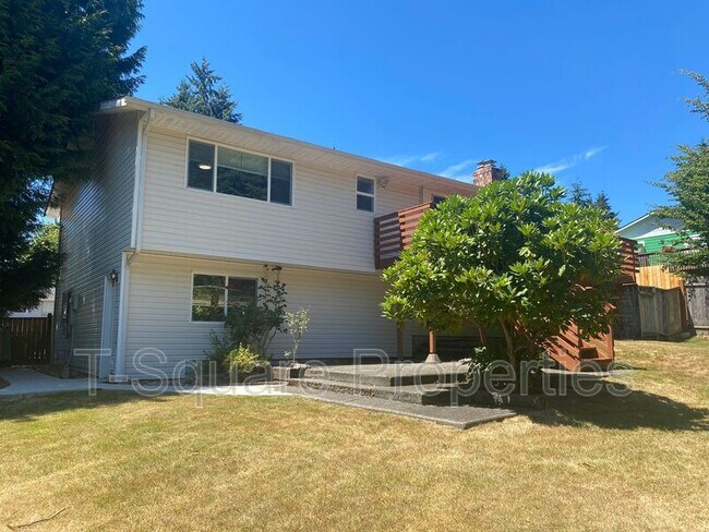 Building Photo - 23901 46th Ave W