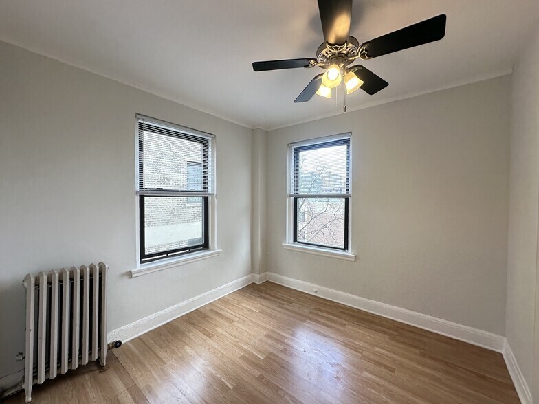 Building Photo - 3824 N Fremont St