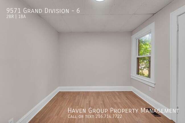 Building Photo - 9571 Grand Division Ave