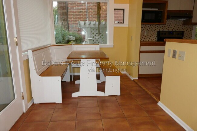 Building Photo - 509 N 70th St