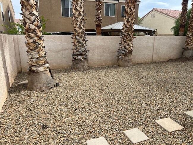 Building Photo - A Fabulous 4 Bedroom House in Peccole Ranch