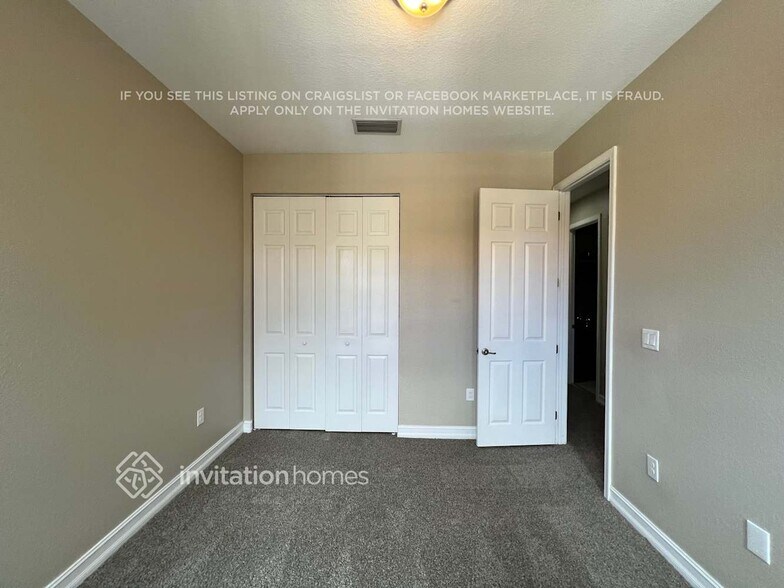 Building Photo - 6855 Julia Gardens Dr