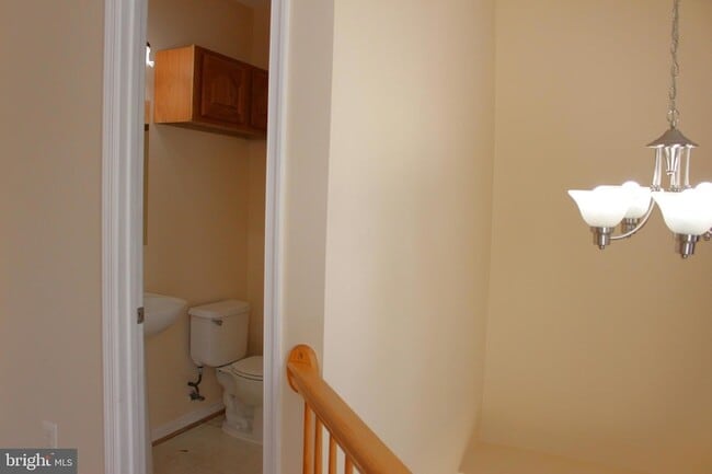 Building Photo - 42856 Golf View Dr