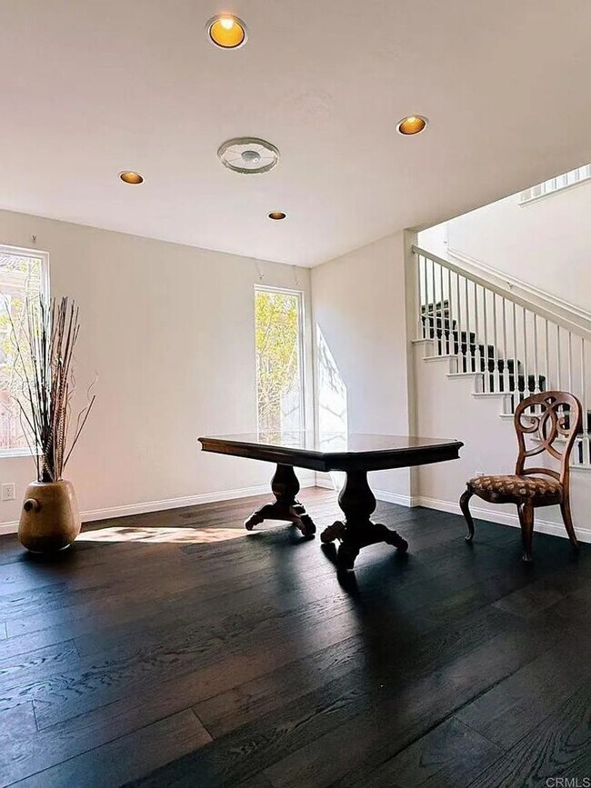 Building Photo - 5BD/4.5BA, 3,500 sq. ft. San Marcos Home