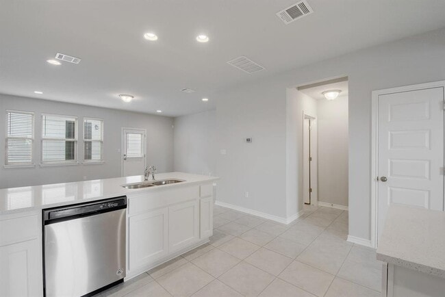 Building Photo - 1661 Yaupon Grove Ln