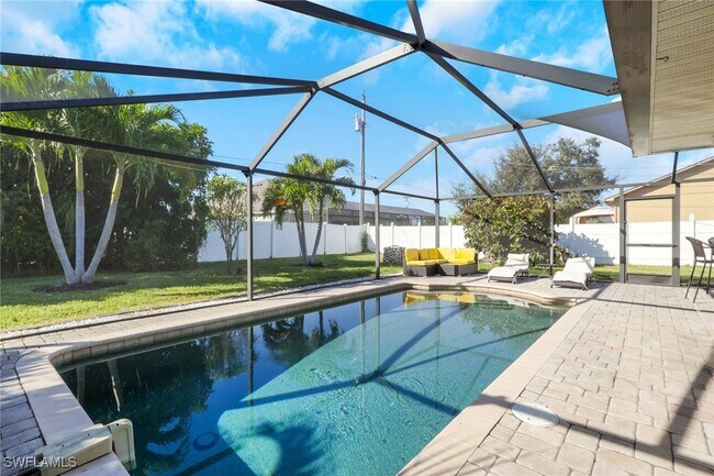 Building Photo - 1324 SW 1st Ave