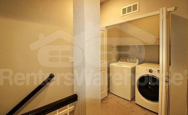 Building Photo - 3 Bed 2.5 Bath | Greenwood Village | Available Now