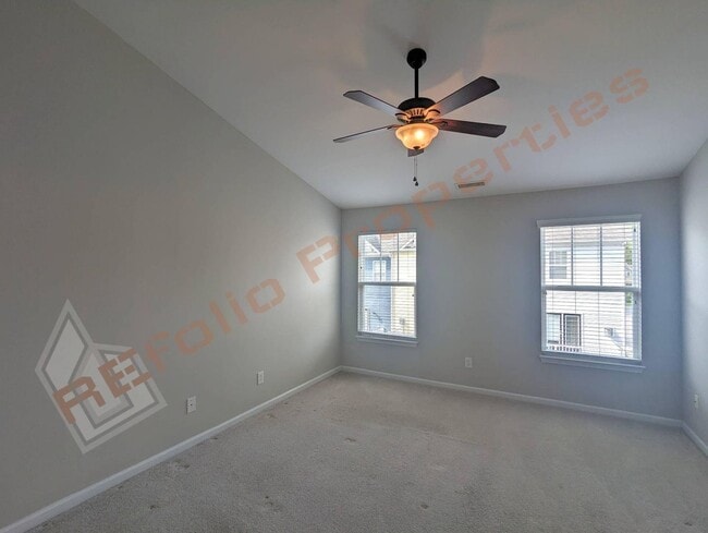 Building Photo - Great Location 3 Story 3 Bedroom, 3.5 Bath...