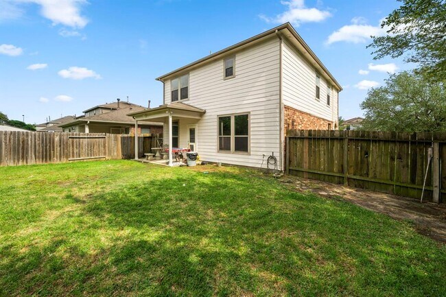 Building Photo - 16427 Misty Paloma Dr