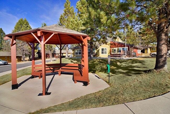 Primary Photo - Portola Senior Apartments