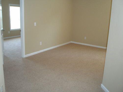 Building Photo - 5775 Weddington Dr