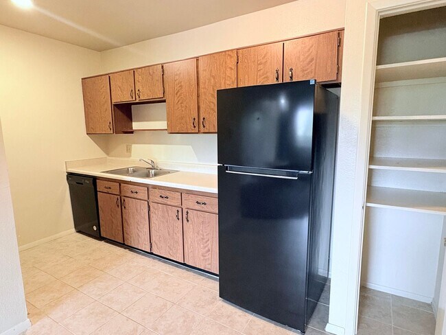 Building Photo - 8080 E Speedway Blvd