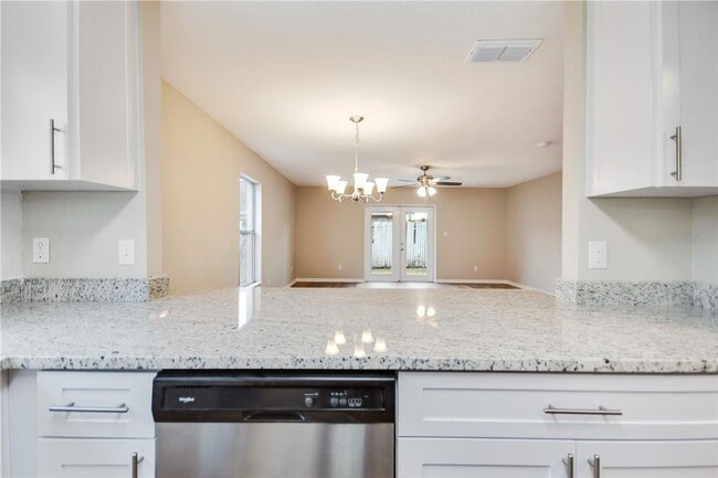 Building Photo - Home For Rent Near the Happiest Place On E...
