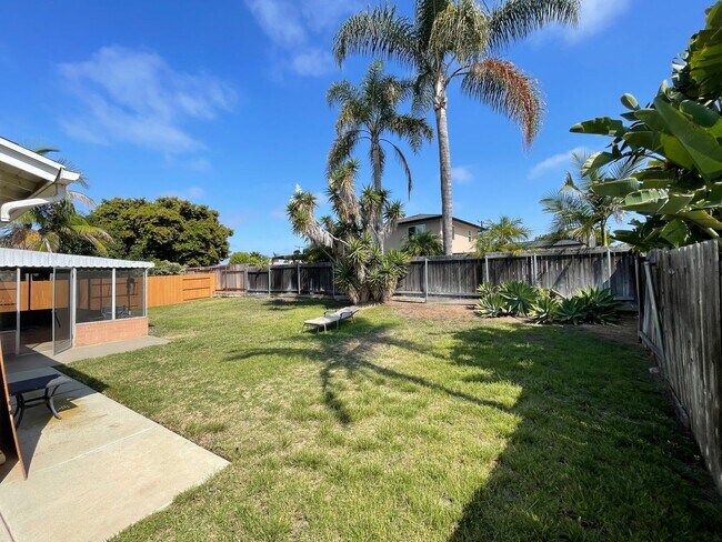 Building Photo - Amazing 4 Bedroom in the Heart of SD!