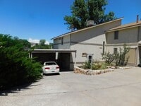 Building Photo - 2422 1/2 Hidden Valley Drive