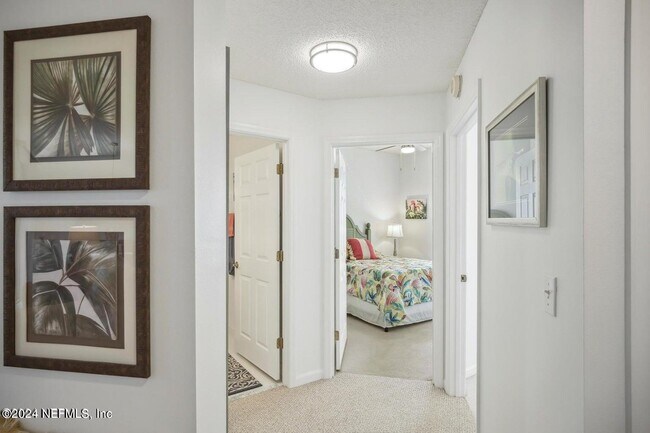 Building Photo - 414 Augusta Cir