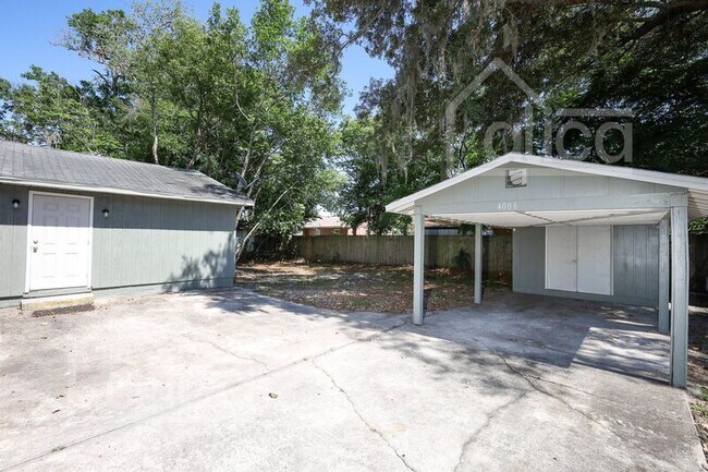 Building Photo - 4006 Luan Dr
