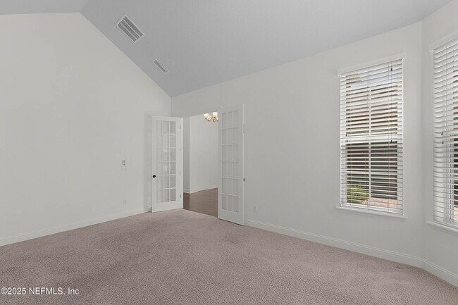 Building Photo - 128 Payasada Oaks Trail