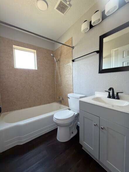 Building Photo - 3011 FM2280