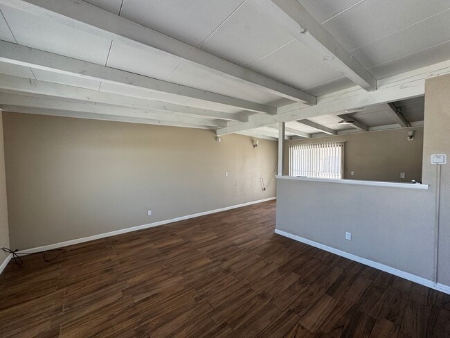 Building Photo - 1130 Mojave Dr