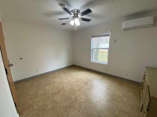 Building Photo - 22474-224D2 Restful Ln