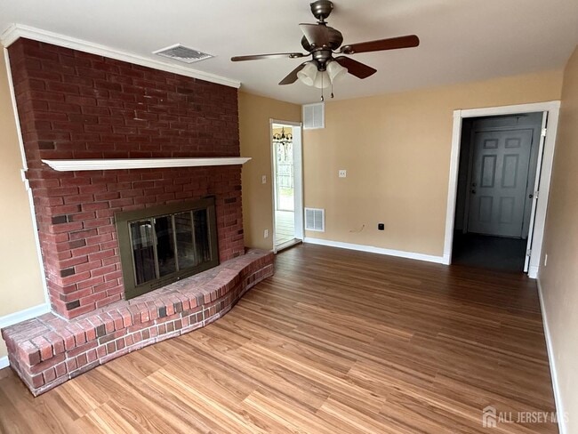 Building Photo - 30 Forest Park Terrace