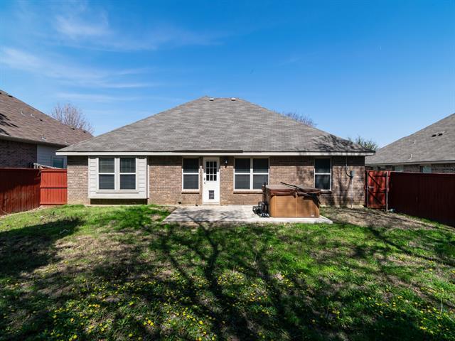 Building Photo - 472 Northbrook Ave