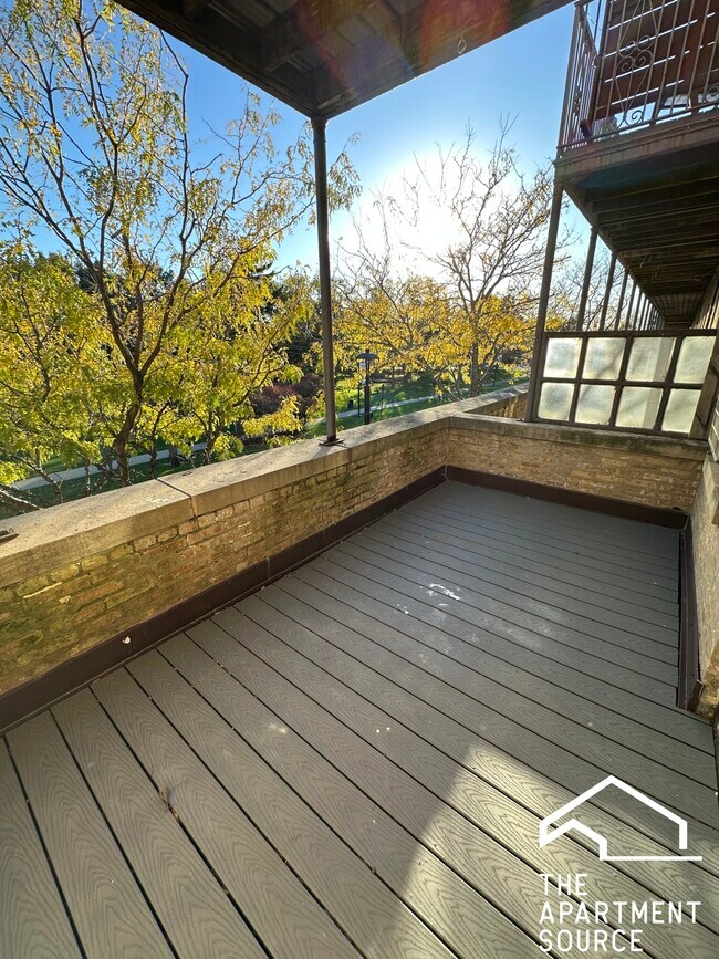 Building Photo - 730 Judson Ave