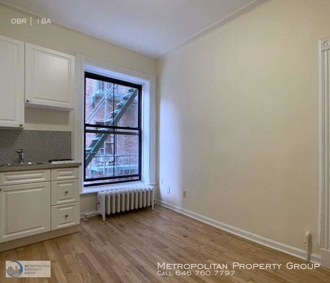 bedroom in New York NY 10024 53 W 72nd St New York NY 10023