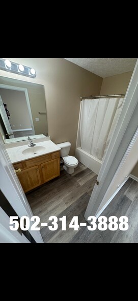 Building Photo - 54 Gray Hawk Dr