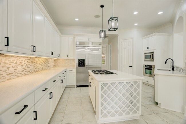 Building Photo - 22926 Haven Field Ct