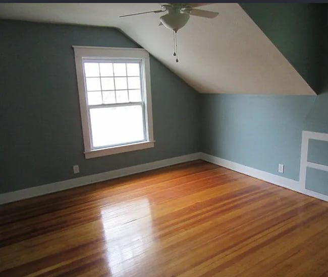 Building Photo - Don't miss out on this beautiful home!