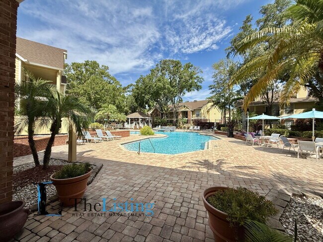 Building Photo - 8724 Mallard Reserve Dr